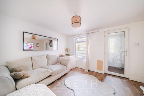 26 Cauldwell Hall Road, Ipswich, IP4 4QB