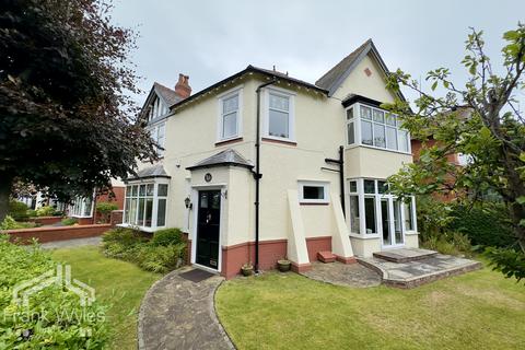 5 bedroom detached house for sale, Links View, Ansdell, Lytham St. Annes