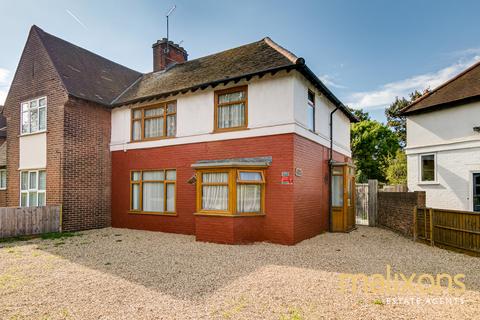 3 bedroom end of terrace house for sale, Mitcham CR4