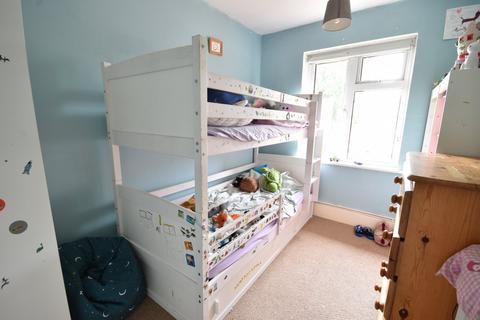 17 Atherfield Road, Reigate, RH2 7PR