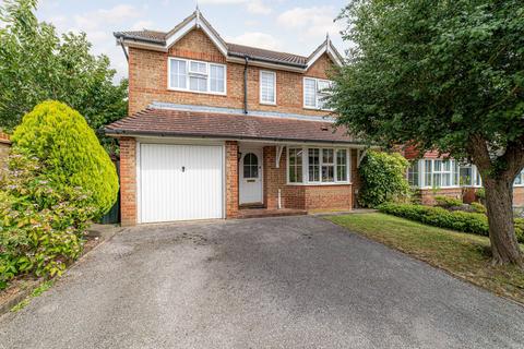 22 Atkinson Walk, Kennington, Ashford, TN24 9SB