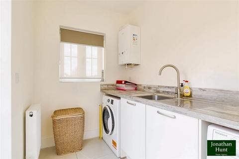17 Gallon Drive, Buntingford, SG9 9UH