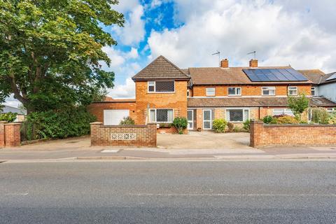 5 bedroom semi-detached house for sale, Bridge Road, Oulton Broad