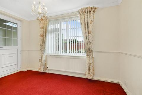 105 Whitethorn Close, York, YO31 9EX