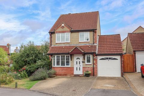 3 bedroom detached house for sale, Canal Close, Calne SN11