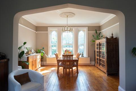 5 bedroom detached house for sale, Udimore Road, Broad Oak, East Sussex