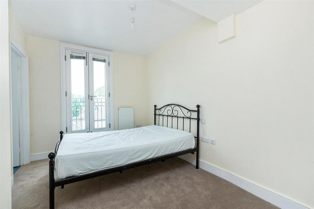 23177 james anderson 16a roehampton high street 4 