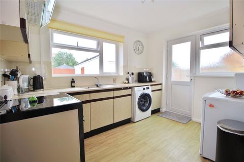 2 bedroom bungalow for sale, Wiston Close, Worthing, West Sussex, BN14