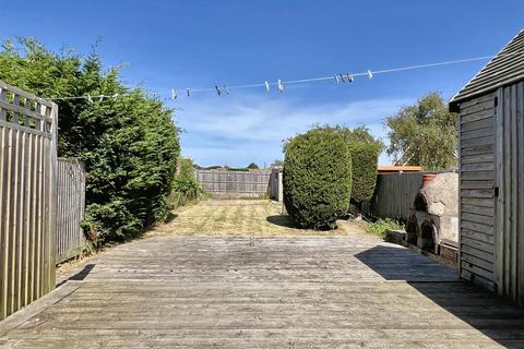 75 Broad Road, Eastbourne, BN20 9QT