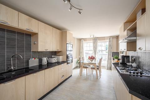 5 bedroom townhouse for sale, Avenel, Edinburgh EH4