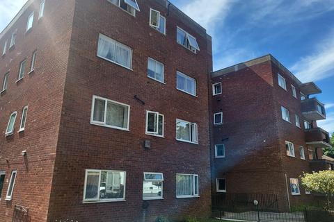 2 bedroom ground floor flat for sale, Oakstead Close, Ipswich, IP4