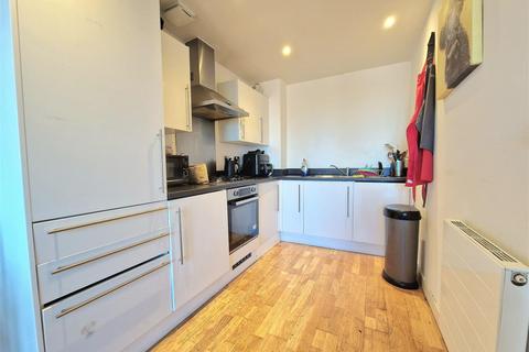 1 bedroom flat for sale, Castle Quay, Castle Lane, Bedford