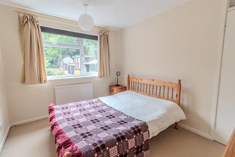 25 Lees Road, Nottingham, NG3 6HB