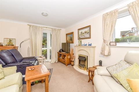 1 bedroom ground floor flat for sale, Hadlow Road, Tonbridge, Kent