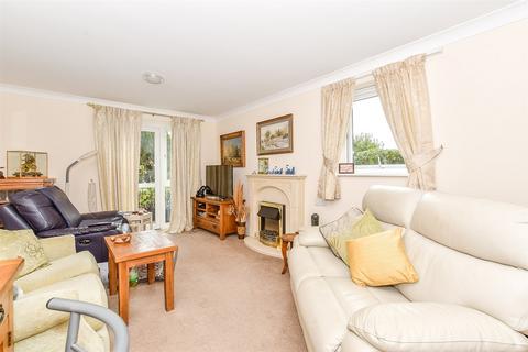 1 bedroom ground floor flat for sale, Hadlow Road, Tonbridge, Kent