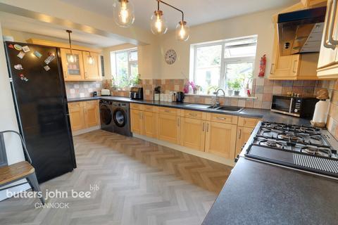 4 bedroom semi-detached house for sale, Belt Road, Cannock