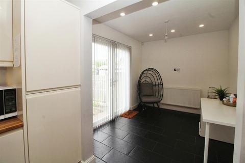 86 Bolton Drive, Bradford, BD2 2AA