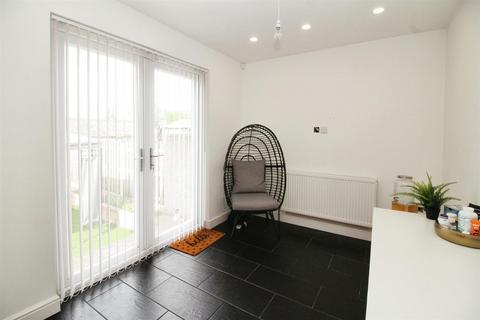 86 Bolton Drive, Bradford, BD2 2AA