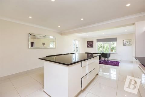 6 bedroom detached house for sale, Dalewood Close, Emerson Park, RM11