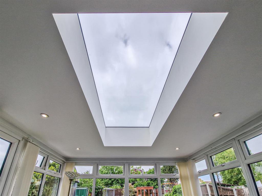 Feature Glass Lantern Roof