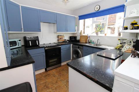 4 bedroom house for sale, East Ham Road, Littlehampton