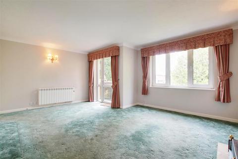 2 bedroom retirement property for sale, Turners Hill, Waltham Cross