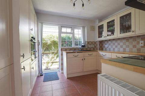 3 bedroom detached house for sale, Effingham Drive, Bexhill-On-Sea