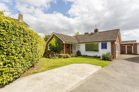 3 bedroom detached bungalow for sale, Lamplugh Crescent, Bishopthorpe, York