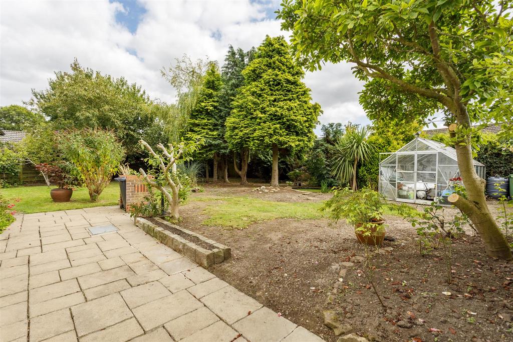 45 Lamplugh Crescent 40.jpg