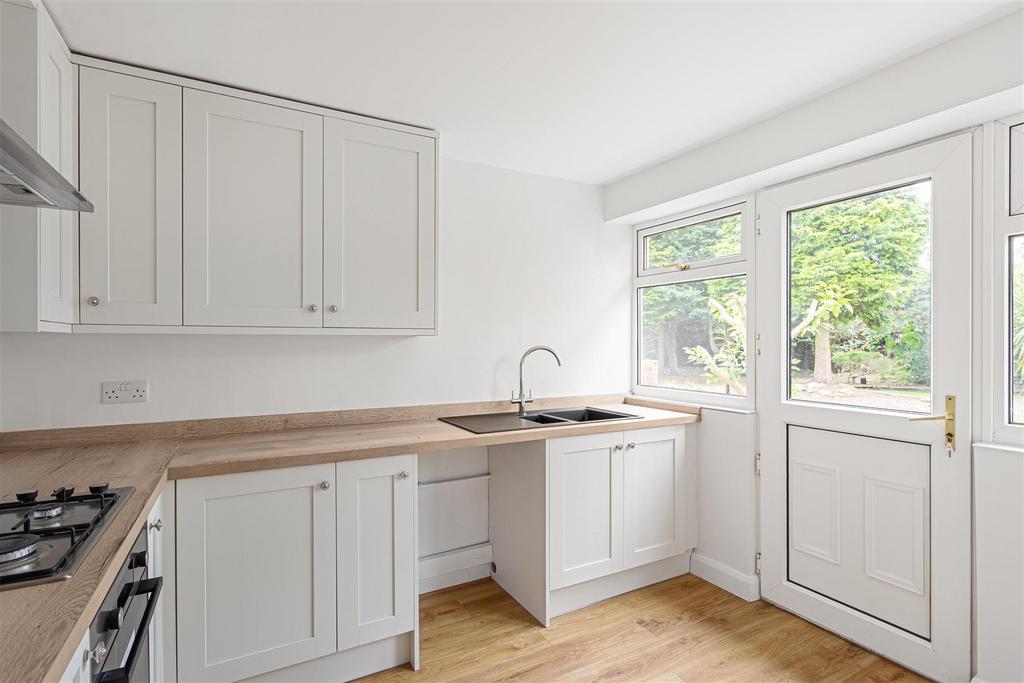 45 Lamplugh Crescent 31.jpg