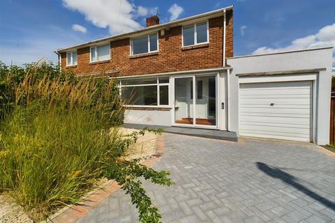 3 bedroom semi-detached house for sale, Stella Hall Drive, Blaydon-On-Tyne