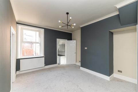 2 bedroom flat for sale, Rodsley Avenue, Gateshead, Tyne and Wear