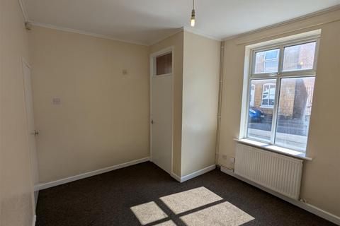 3 bedroom house to rent, Prince Street, Walsall