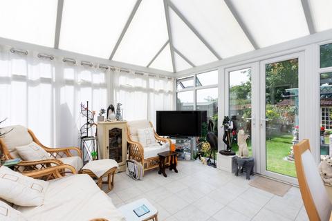 57 Wyncham Avenue, Sidcup, DA15 8EU