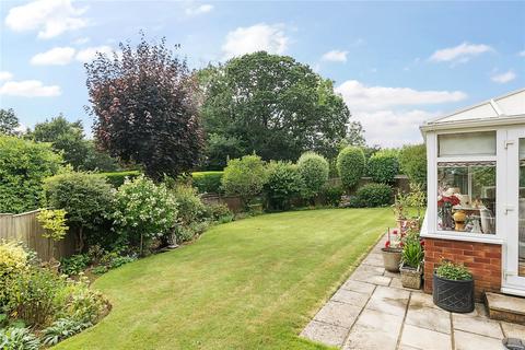 15 Balfour Close, Honiton, EX14 2UW