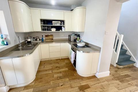 147 Croft Road, Swindon, SN1 4DS