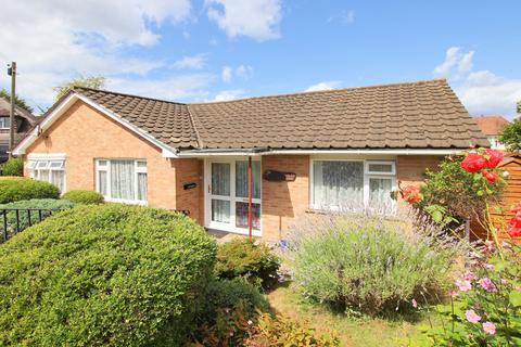 34 Farm Drive, Croydon, CR0 8HR