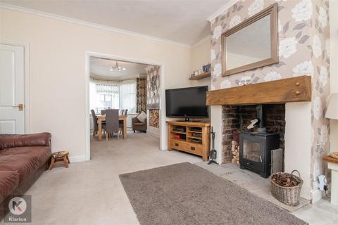 4 bedroom semi-detached house for sale, Fallowfield Avenue, Birmingham B28