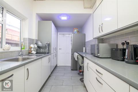 202 Osborn Road, Birmingham, B11 1TS