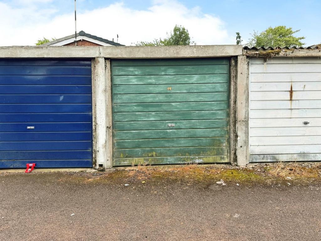 6ede9ecc-Garage.jpg