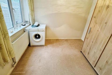 19 Buckden Close, Warwick, CV34 5XG