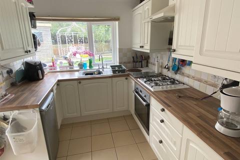 16 Garden Close, Trench, Telford, TF2 6QB