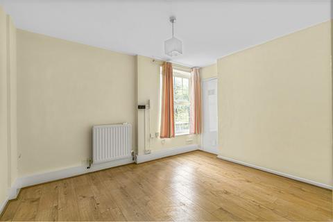 2 bedroom apartment for sale, Tabard Garden Estate, London, SE1