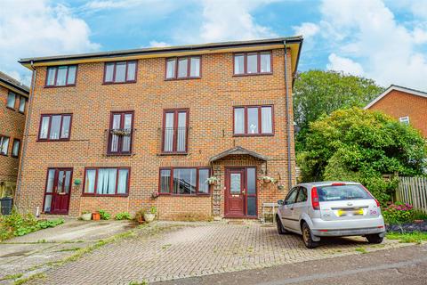 5 bedroom townhouse for sale, Gleneagles Drive, St Leonards-on-sea