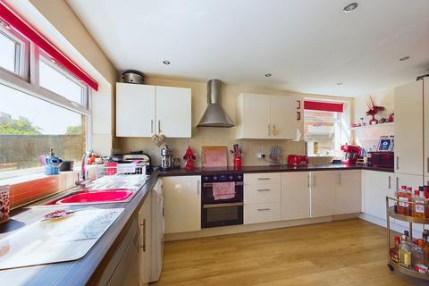19 Richmond Road, Swindon, SN2 1LY