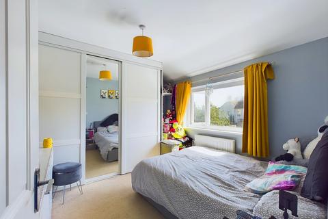 19 Richmond Road, Swindon, SN2 1LY