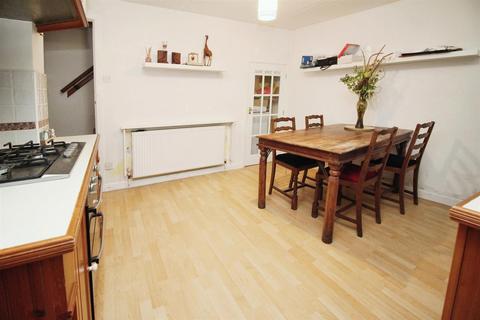 2 bedroom end of terrace house for sale, Bolton Lane, Bradford BD2