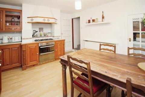 2 bedroom end of terrace house for sale, Bolton Lane, Bradford BD2