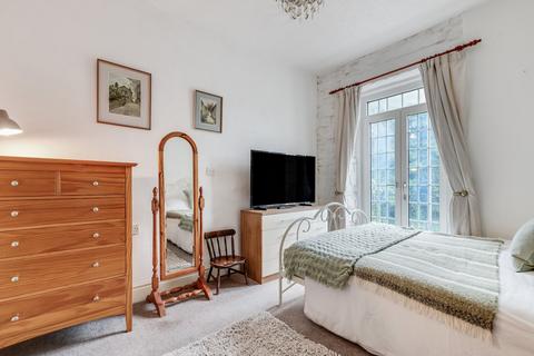 48 Esp Lane, Barnoldswick, BB18 5QQ