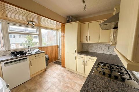 4 bedroom semi-detached house for sale, Ambleside Avenue, Barnoldswick